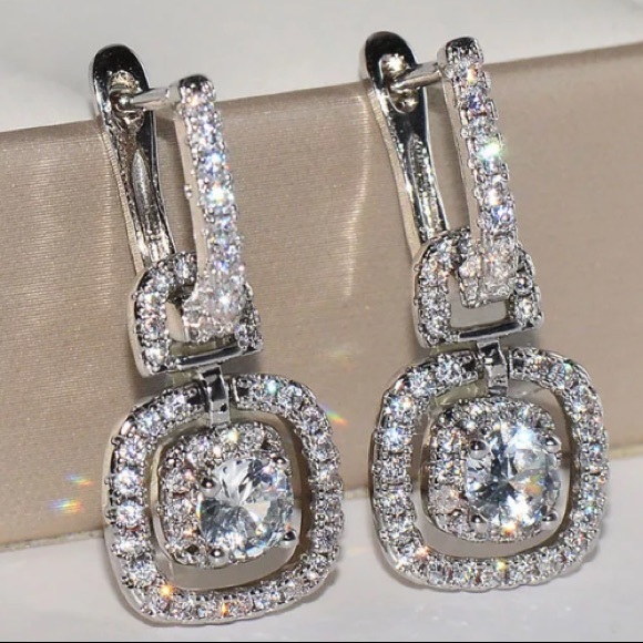 Jewelry - NEW 18k Round Diamond Halo Huggie Hoop Earrings